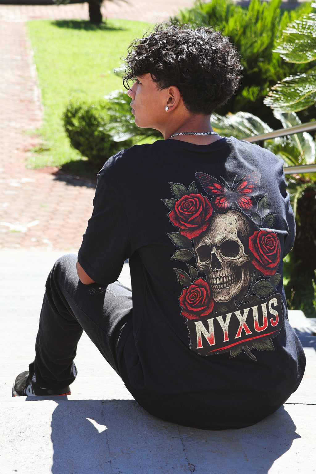 ROSES & SKULL